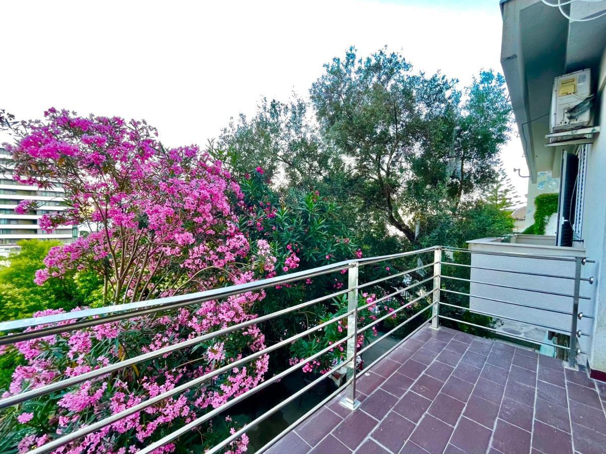 Sea View Apartments Milo Budva Bagian luar foto