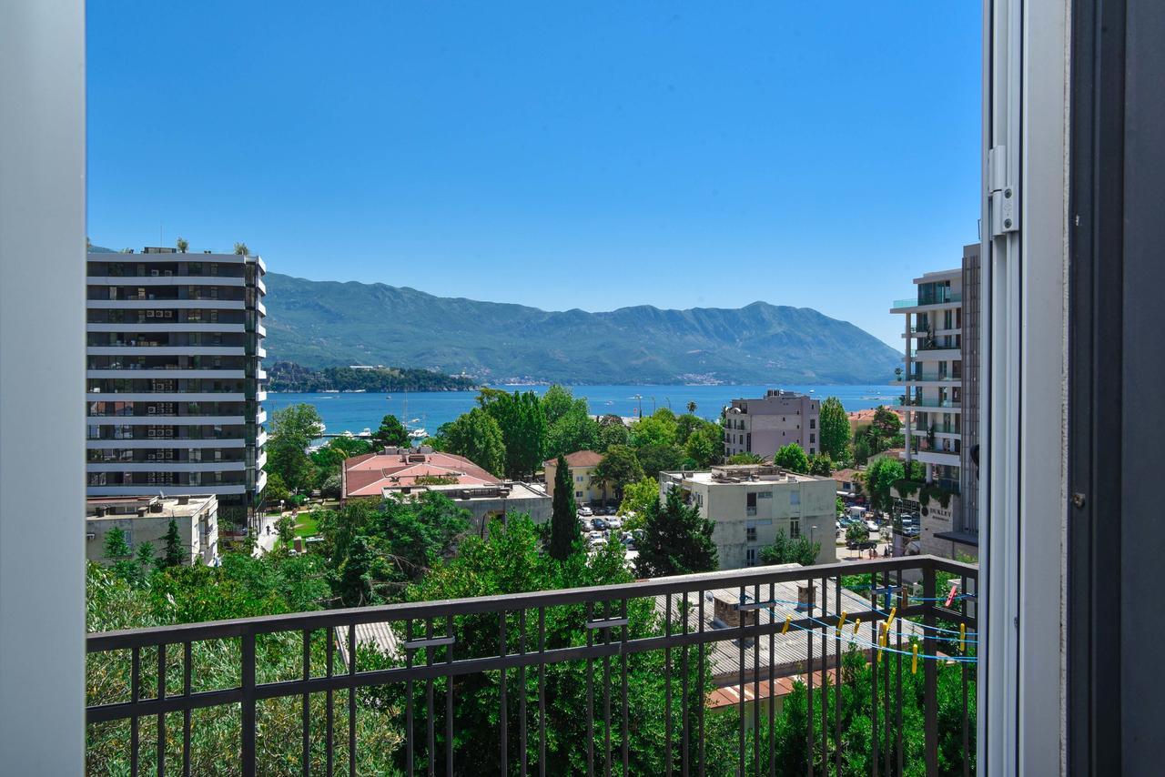 Sea View Apartments Milo Budva Bagian luar foto